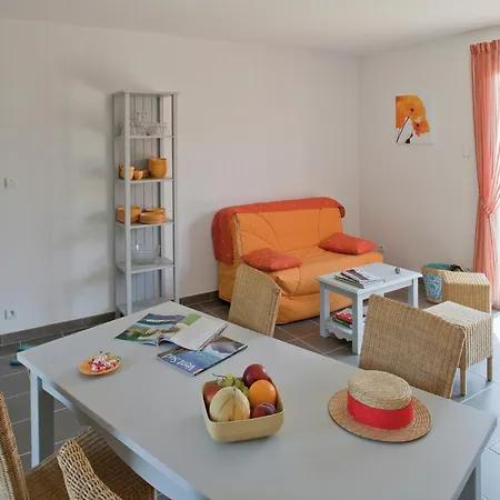 Comfy Holiday Near Mont Ventoux *